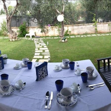 Les Fleurs B&B Бари Экстерьер фото